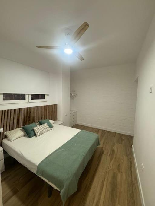 Gran Apartamento A Pie De Calle Валенсія Екстер'єр фото