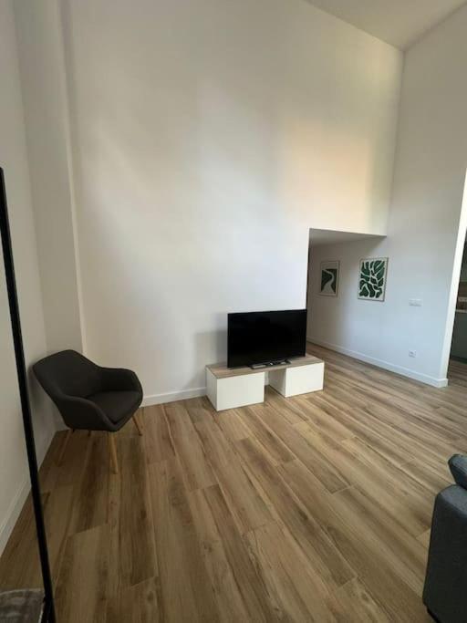 Gran Apartamento A Pie De Calle Валенсія Екстер'єр фото